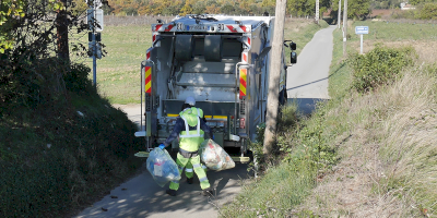 Collecte des sacs jaunes à Pernes-les-Fontaines